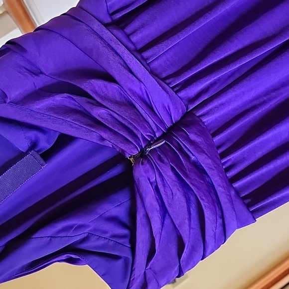 NWT BCBGMAXAZRIA Long Gown Dress with Jeweled Necklace size 2 purple 💜 color - Picture 9 of 15